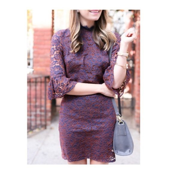 Topshop Dresses & Skirts - TopShop Floral Bell Sleeve Lace Dress